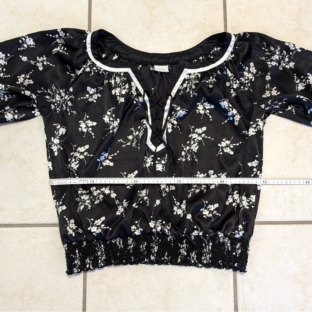 Size XL Y2K Suzy Shier Lace Up Floral Black and White Peasant Blouse Fairycore - Picture 8 of 14